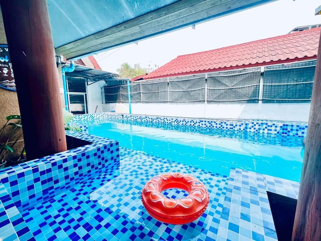 Vangvieng Pool House Hotel Vang Vieng Exterior foto
